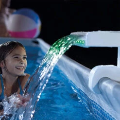 Cascade De Piscine Intex Avec éclairage LED - Multicolore 10 Cascade De Piscine Intex Avec éclairage LED - Multicolore -Plage Équipement Magasin cascade de piscine intex avec eclairage led multicolore 3