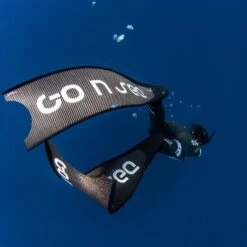 PALMES CARBONE CHASSE SOUS MARINE SHARK GO N SEA 12 PALMES CARBONE CHASSE SOUS MARINE SHARK GO N SEA -Plage Équipement Magasin palmes carbone chasse sous marine shark go n sea 4