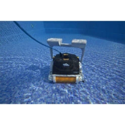 Dolphin Robot Electrique De Piscine Fond, Parois Et Ligne D'eau -Plage Équipement Magasin robot electrique de piscine fond parois et ligne deau 3